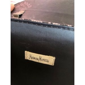 Neiman Marcus Bags - Neiman Marcus Clutch Neiman Marcus Bags - Neiman Marcus Clutch